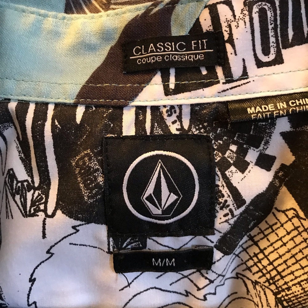 Volcom Button down Mens - Picture 2 of 3